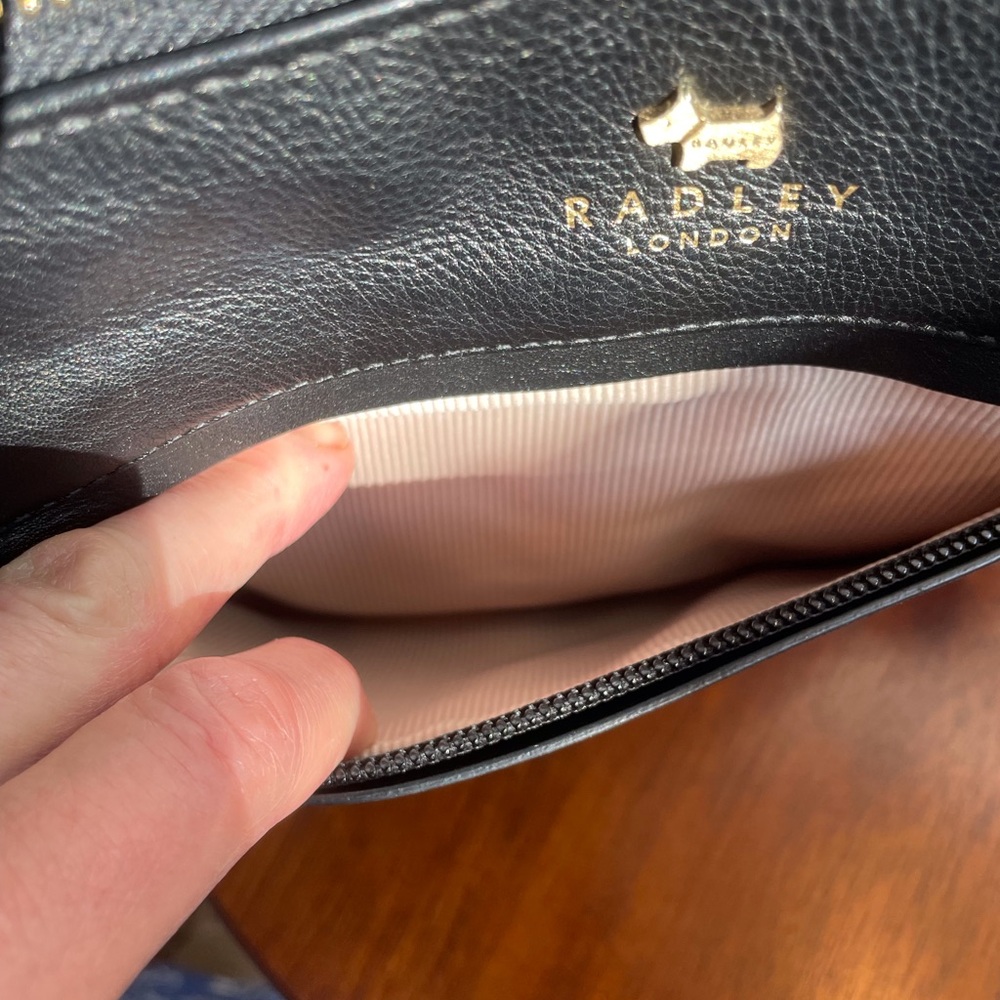 Radley London Postman’s Park top zip leather crossbody bag - Picture 10 of 15